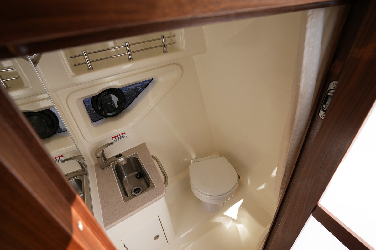 Sea Ray Sundancer 265 — foto 48 van 66