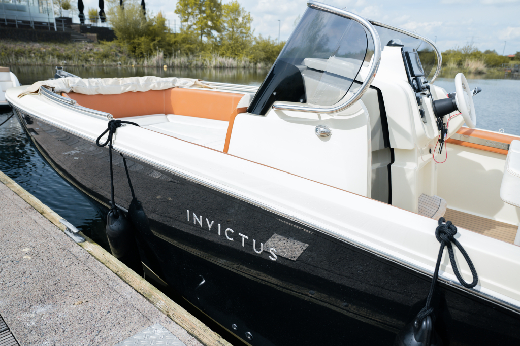  Invictus 240 fx — foto 13 van 16