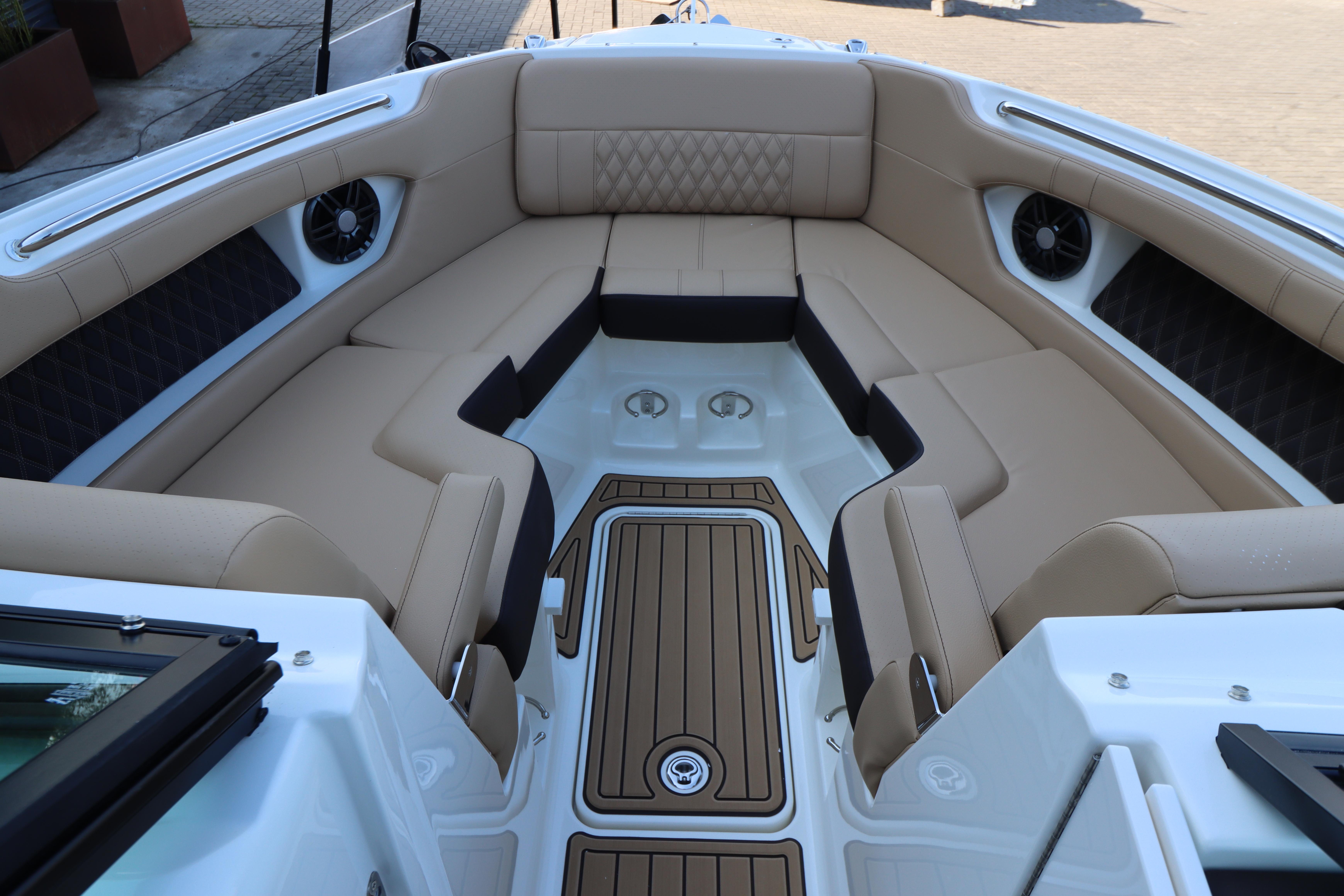 Sea Ray SLX 250 — foto 15 van 39