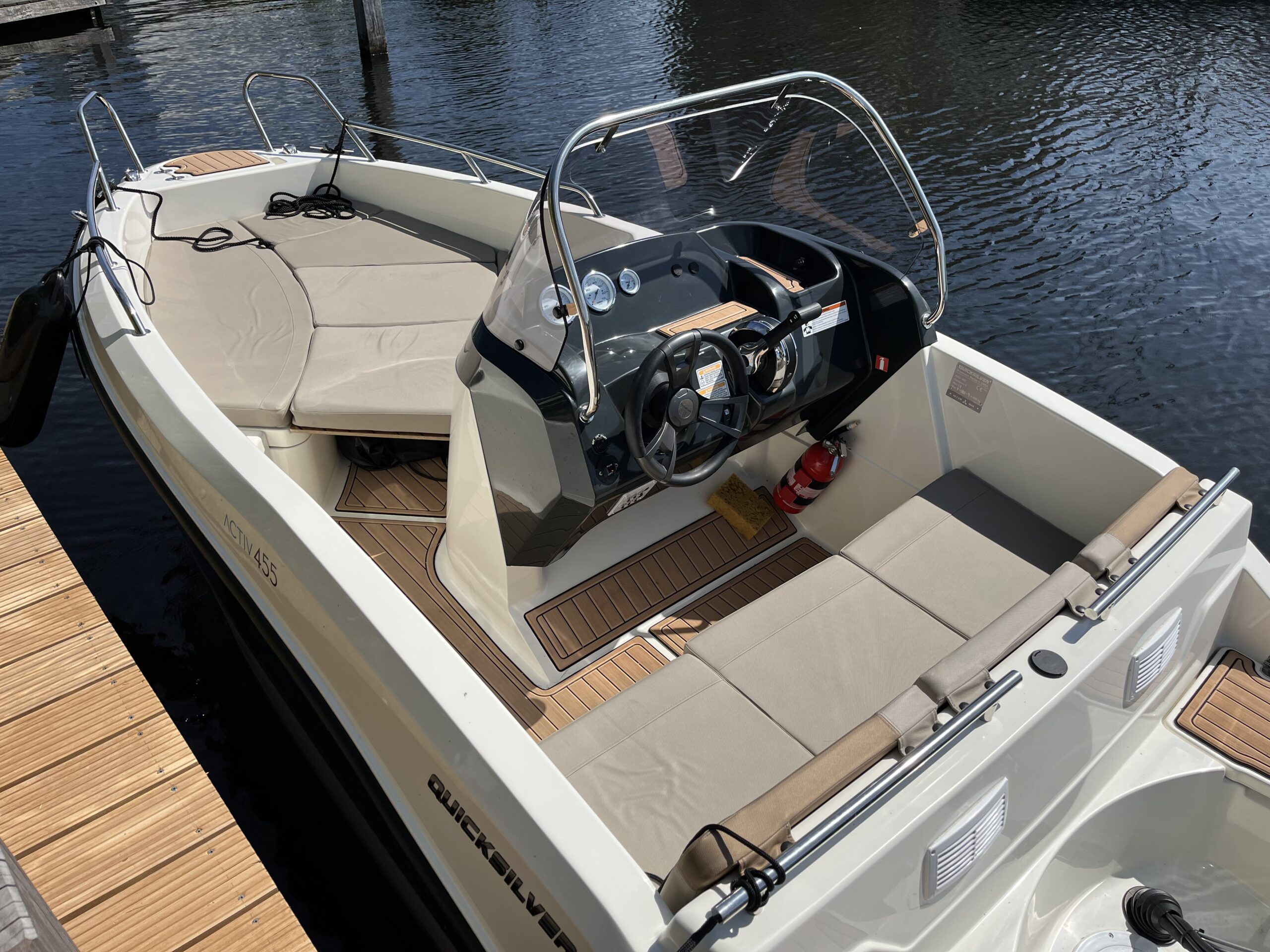 QUICKSILVER ACTIV 455 — foto 7 van 12