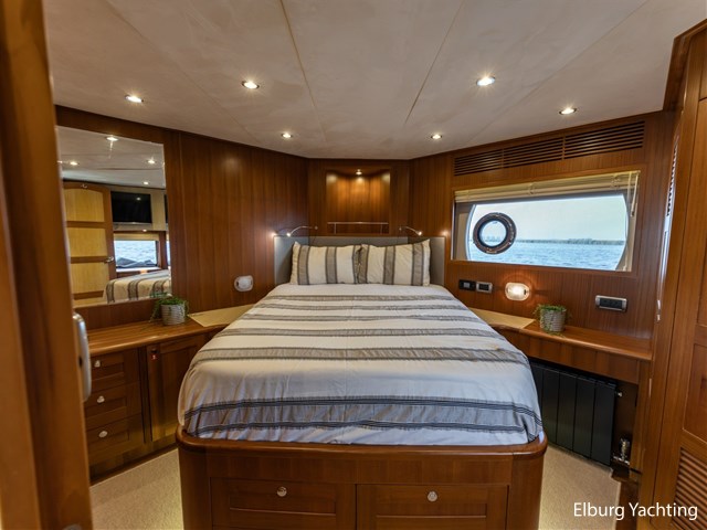 Trader 42 - Cabrio — foto 41 van 76