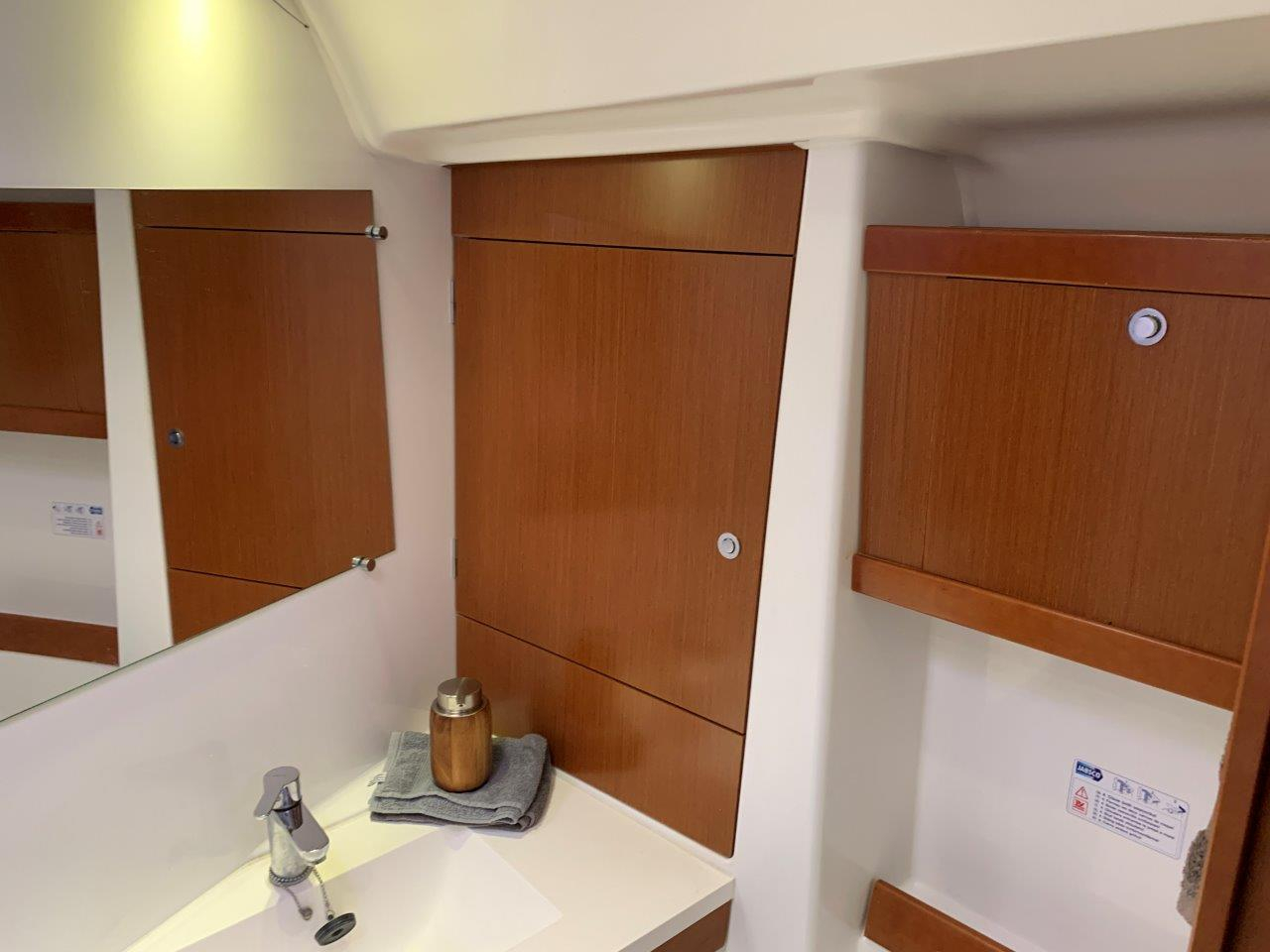 Beneteau Oceanis 46 — foto 59 van 90