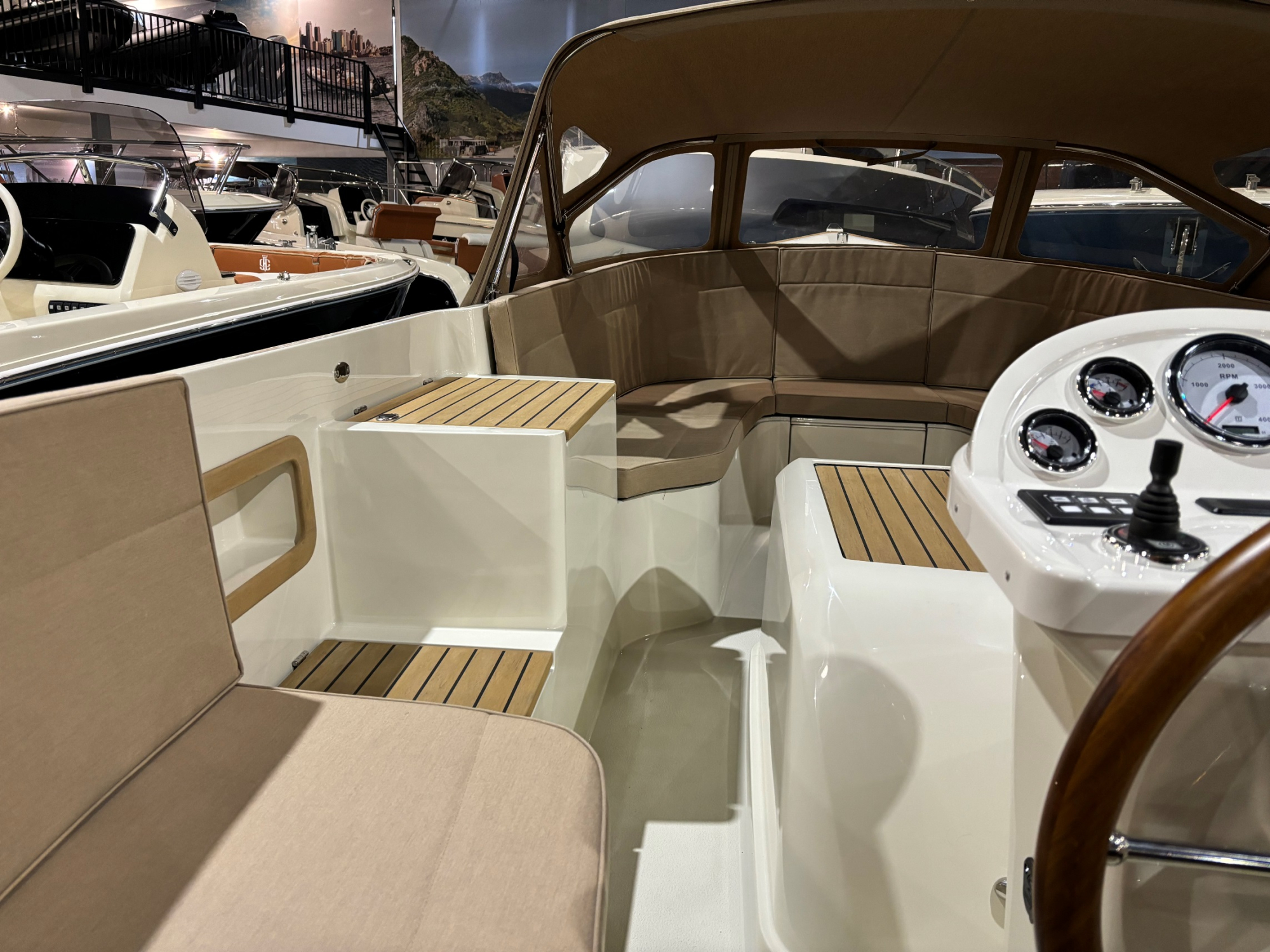 Maril 6NXT creme op voorraad — foto 11 van 19