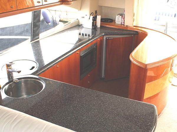 Sunseeker Manhattan 74 — foto 3 van 4