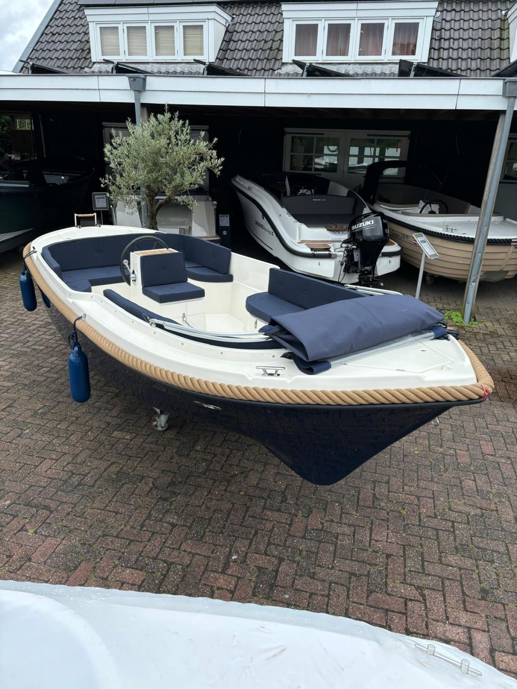 Oud Huijzer 575 Luxury DEMO Loosdrecht 7-dagen open