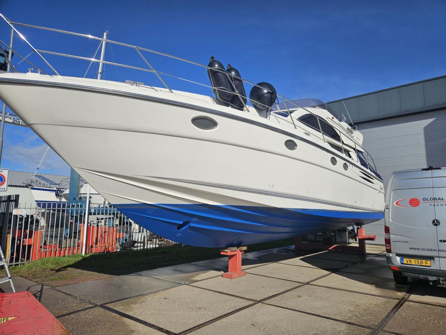 Fairline Phantom 50 — foto 49 van 50