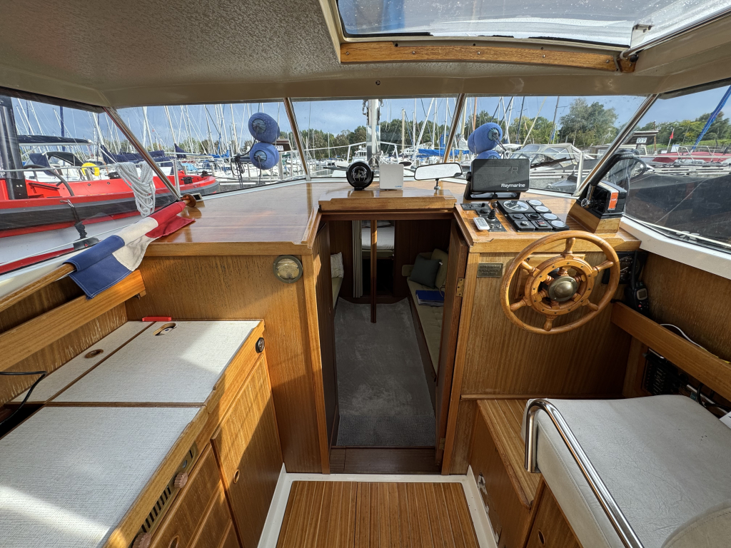 LM 28 — foto 8 van 43