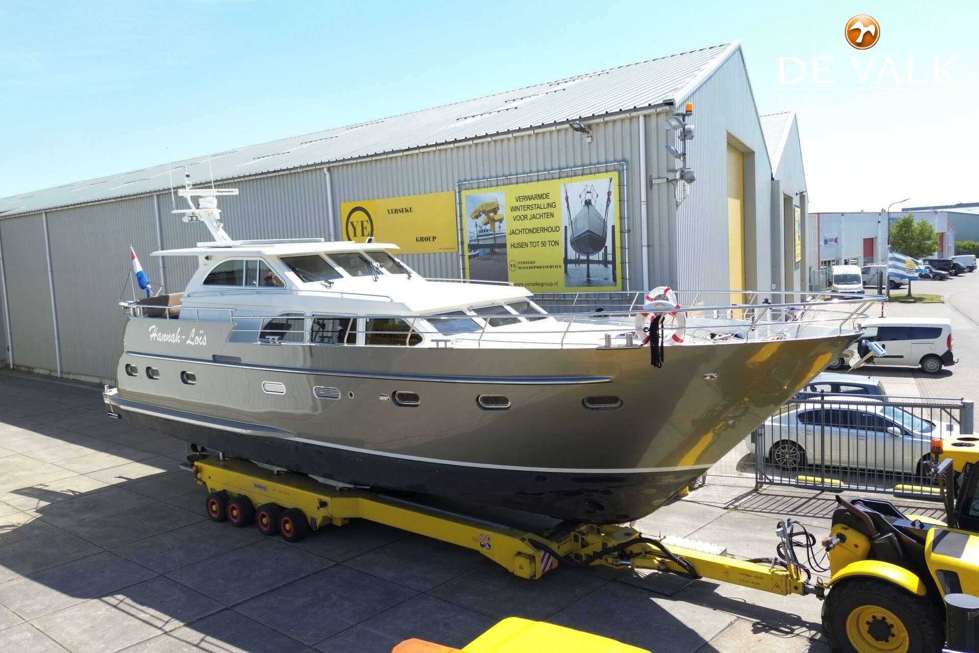 Van der Valk Continental 15.50 FR — foto 1 van 42