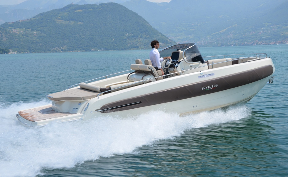 Invictus yachts Invictus 280 tt — foto 1 van 15