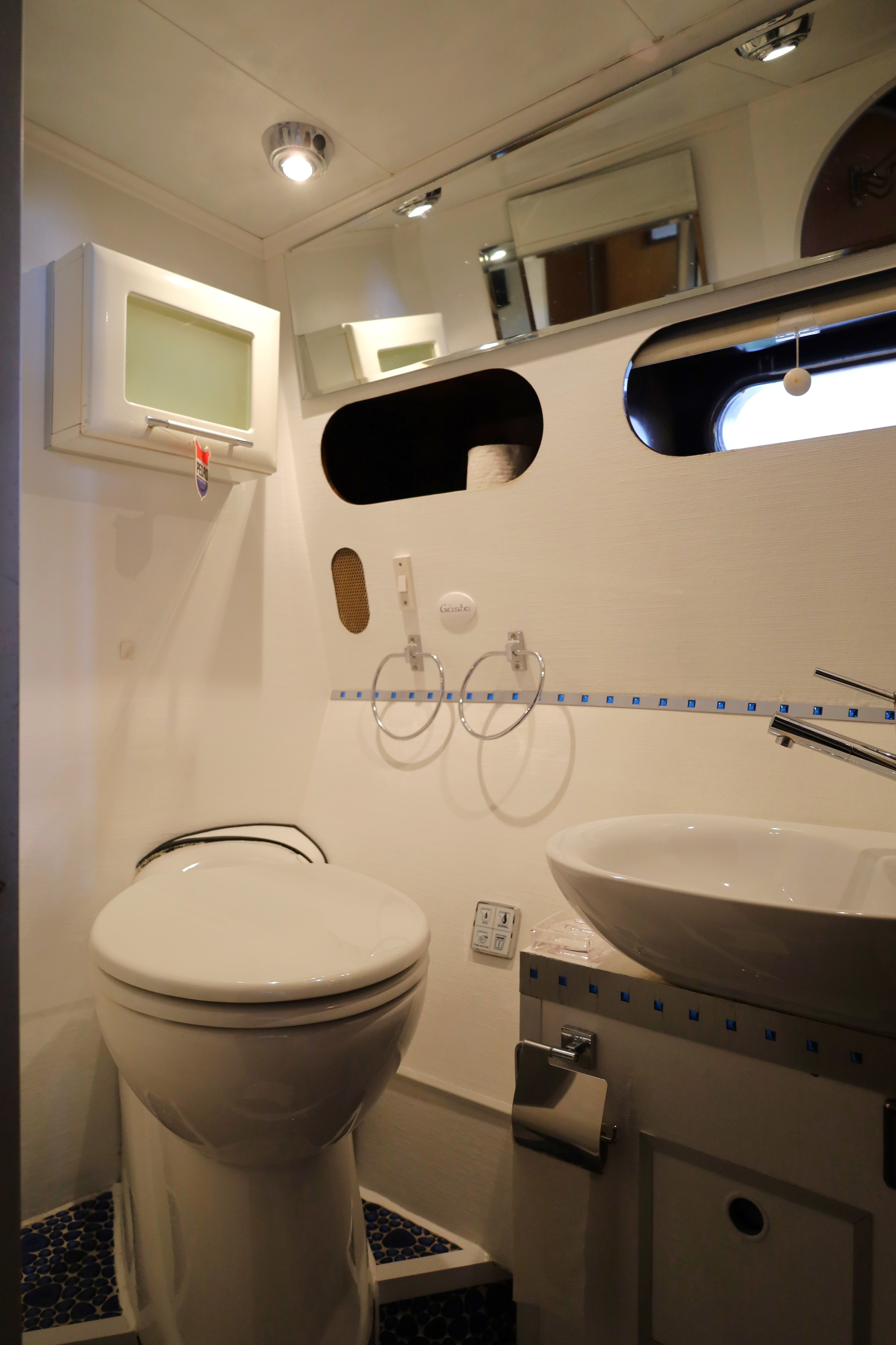 Powles Super 38 Express — foto 29 van 34