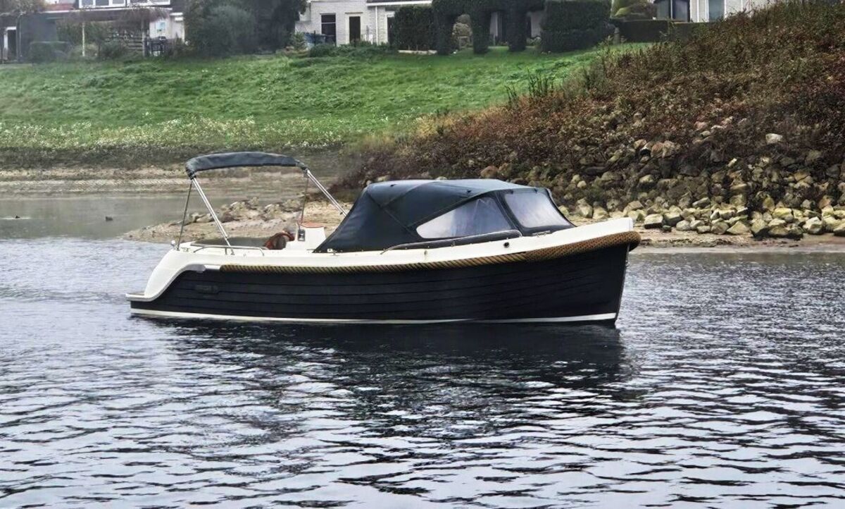 Intender Interboat 760 Special Edition