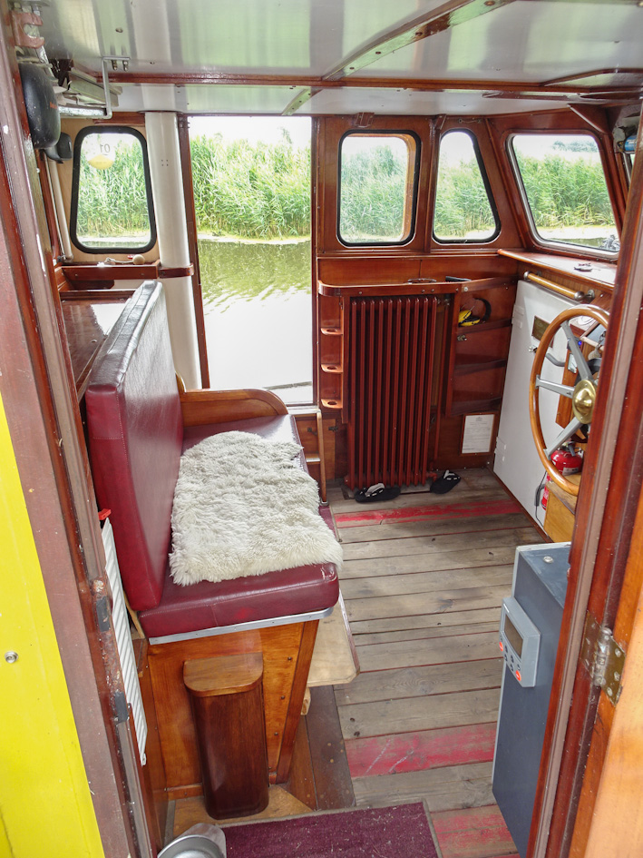 Varend Woonschip ex RWS vlet 14.78 — foto 14 van 45