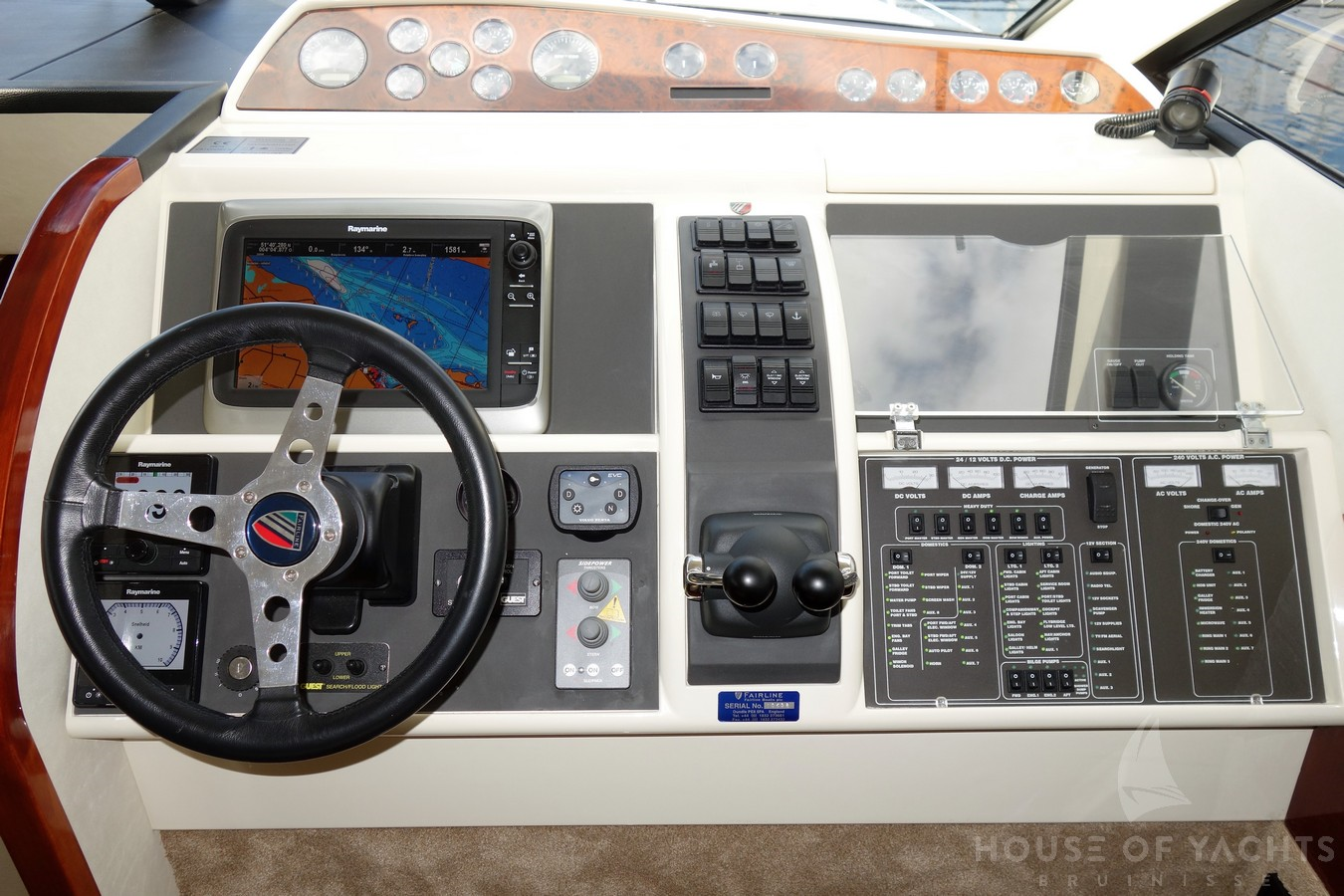 Fairline Phantom 50 — foto 3 van 12