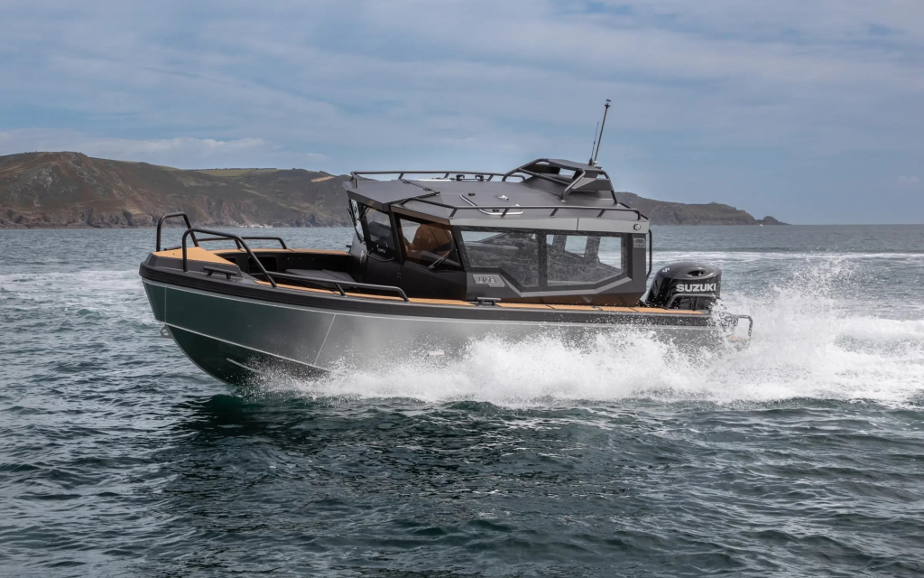 UMS 700 HT boat Cabin Cruiser NET BINNEN Full options  — foto 1 van 32