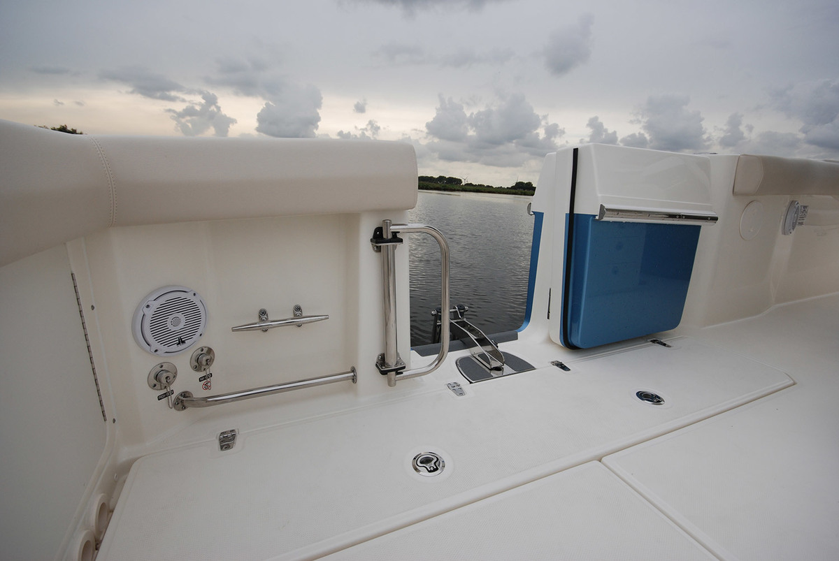Boston Whaler 330 Outrage — foto 28 van 40