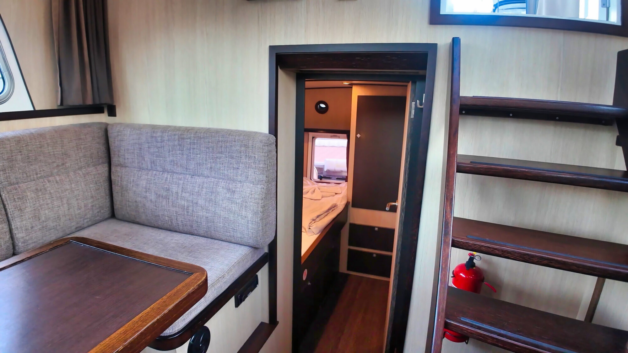 Aventura 34 AK Cabrio — foto 12 van 28