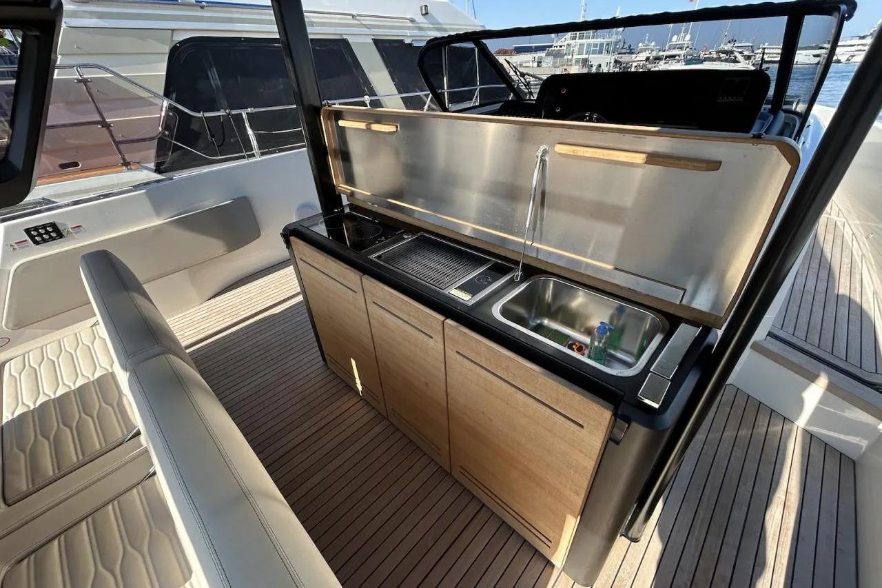 Cranchi A46 Luxury Tender — foto 7 van 21