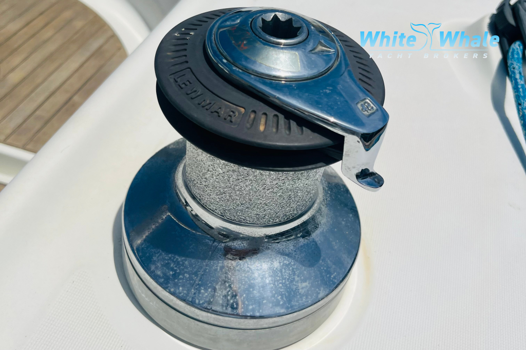 Beneteau Oceanis 42 CC — foto 16 van 45