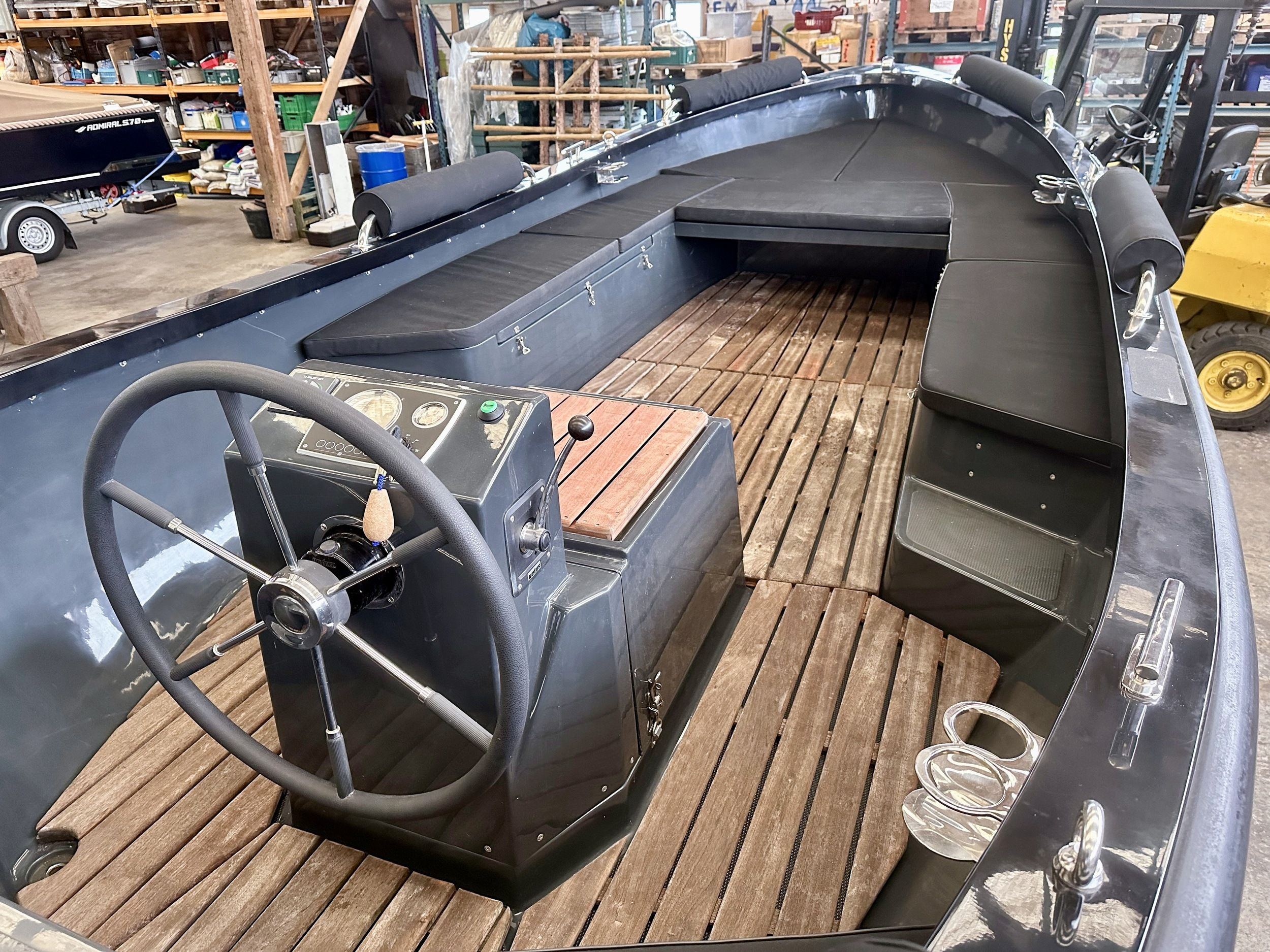 Stormer Lifeboat 75 — foto 10 van 11