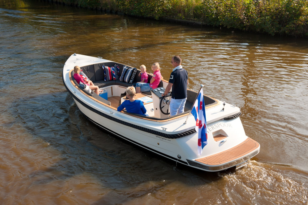 Waterspoor 707 | Luxe diesel/hybride tender | Vanaf €48.950,- — foto 21 van 26
