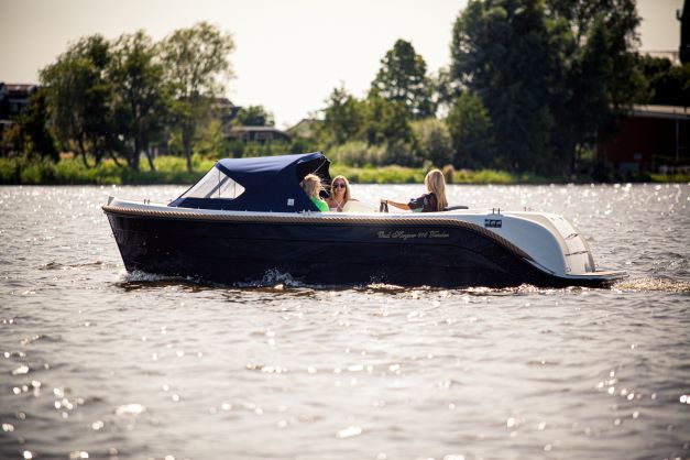 Oud Huijzer 616 Tender