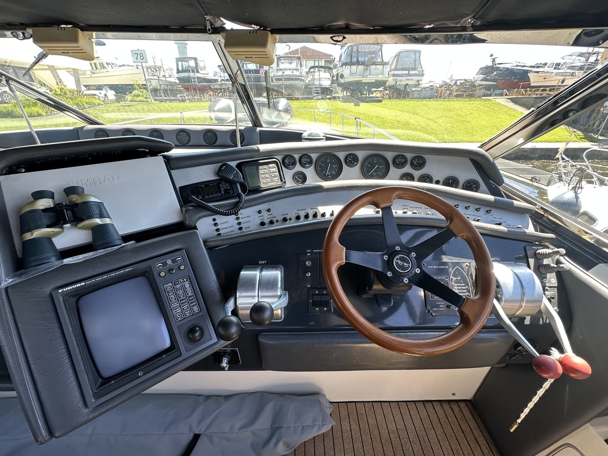 Sea Ray 500 — foto 2 van 48