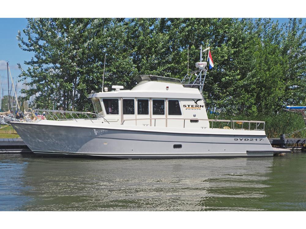 Oy Botnia Marin AB, Malax (Finland) Targa 37 Flybridge