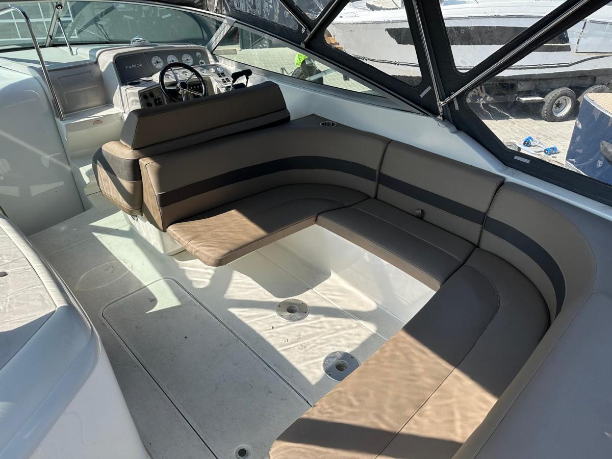 Formula F-280 SS Cuddy cabin — foto 10 van 27