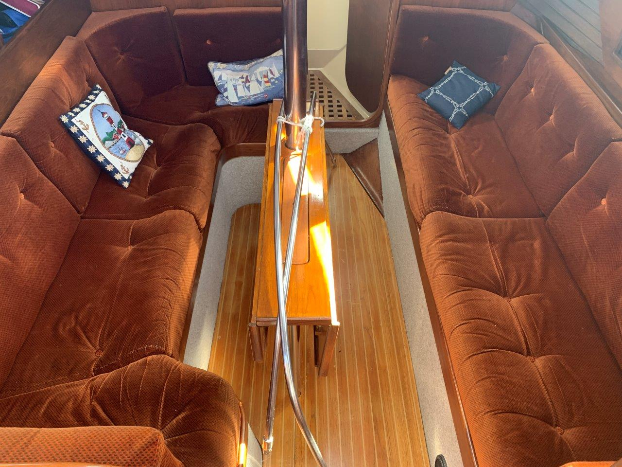 Beneteau Evasion 37 — foto 55 van 133