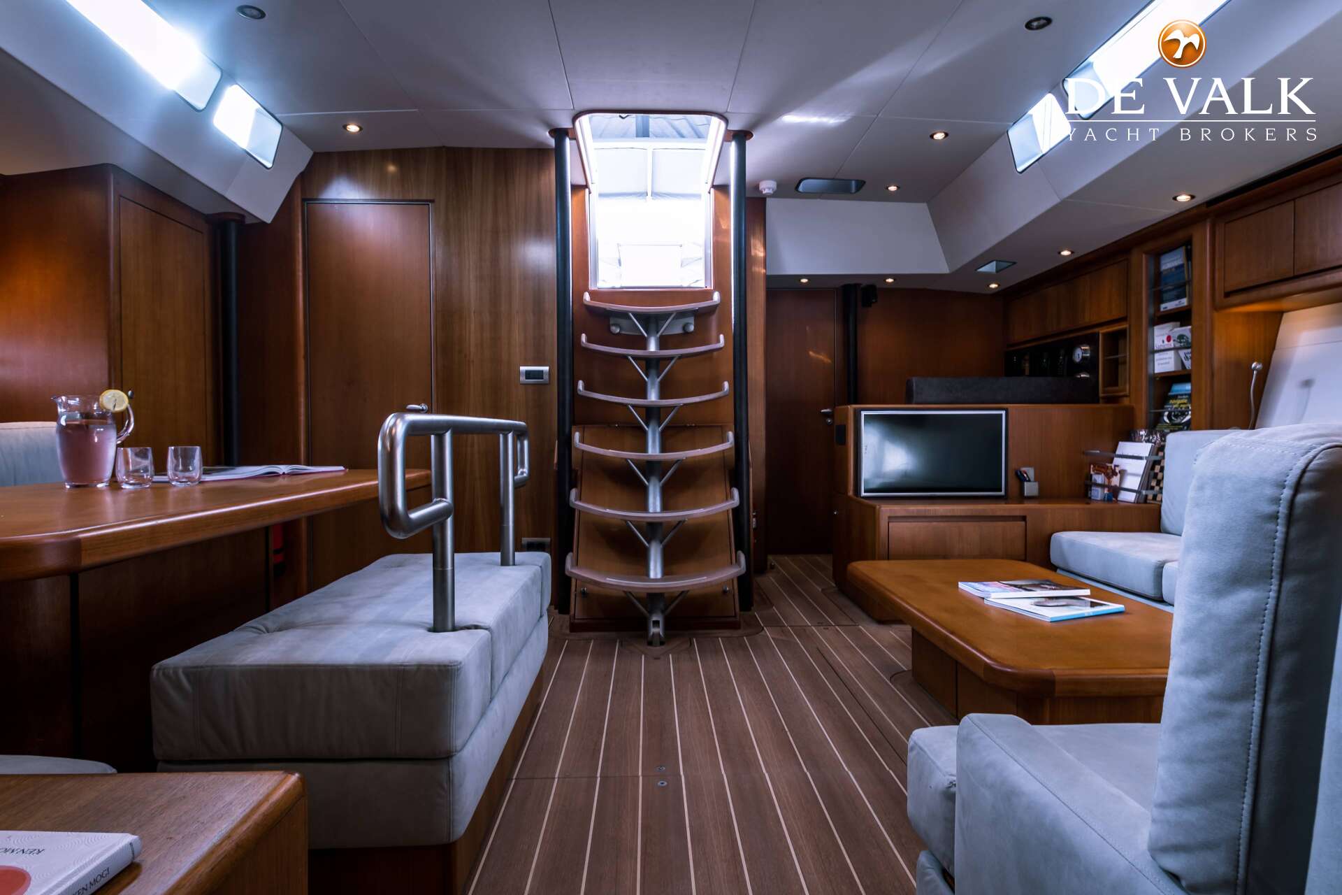 JFA Yachts 82 SY — foto 18 van 34