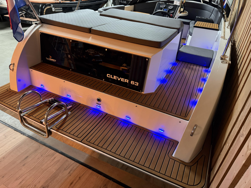Clever 63 Deluxe 60pk Suzuki Nieuw — foto 12 van 12