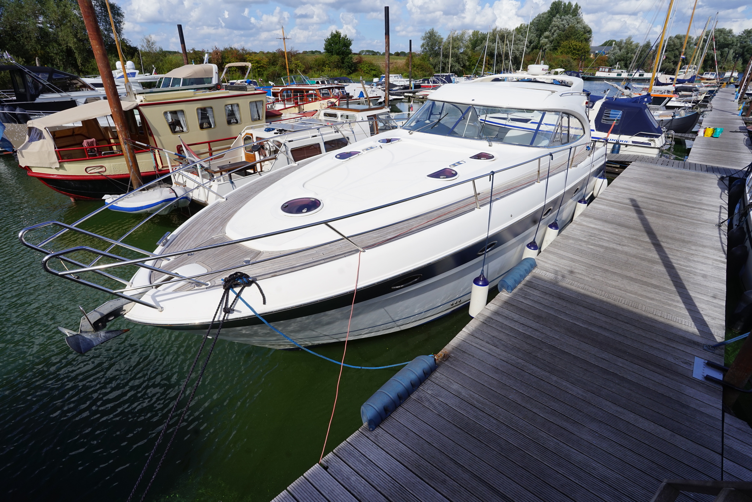 Bavaria 42 HT Sport IPS-500 - hydraulic platform — foto 33 van 42
