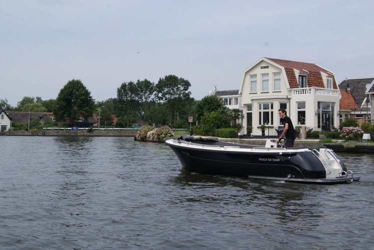 Primeur 700 Tender DE GROOTSTE SLOEPENSHOWROOM VAN NEDERLAND — foto 2 van 10