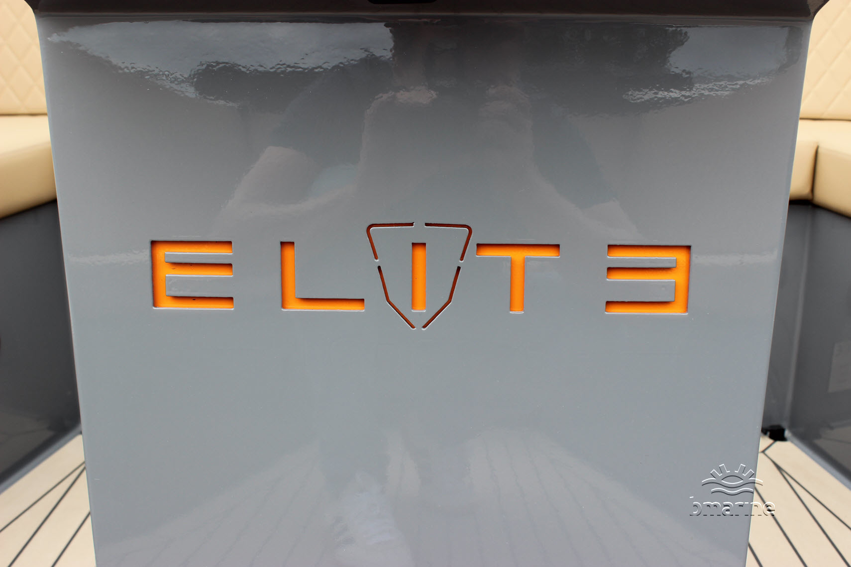 Elite 717 Tender — foto 14 van 34