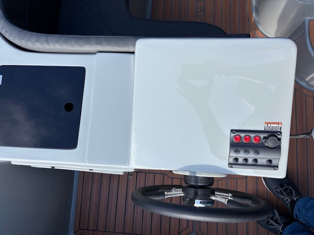 OP BESTELLING LEVERBAAR!! Coastliner 545 met Tohatsu 20 PK — foto 13 van 28