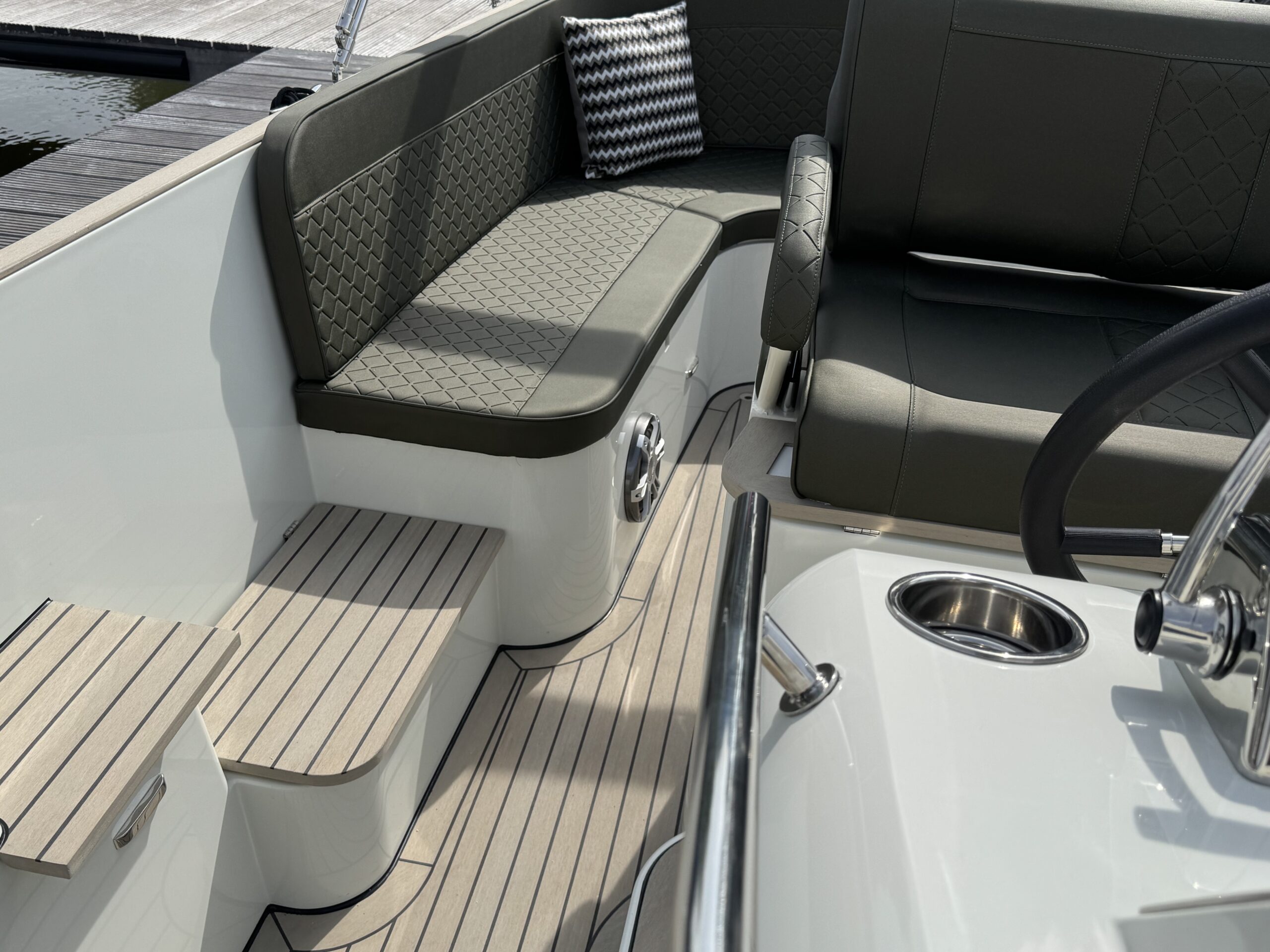 Antaris Seventy7 Sport (luxe uitvoering) — foto 30 van 44