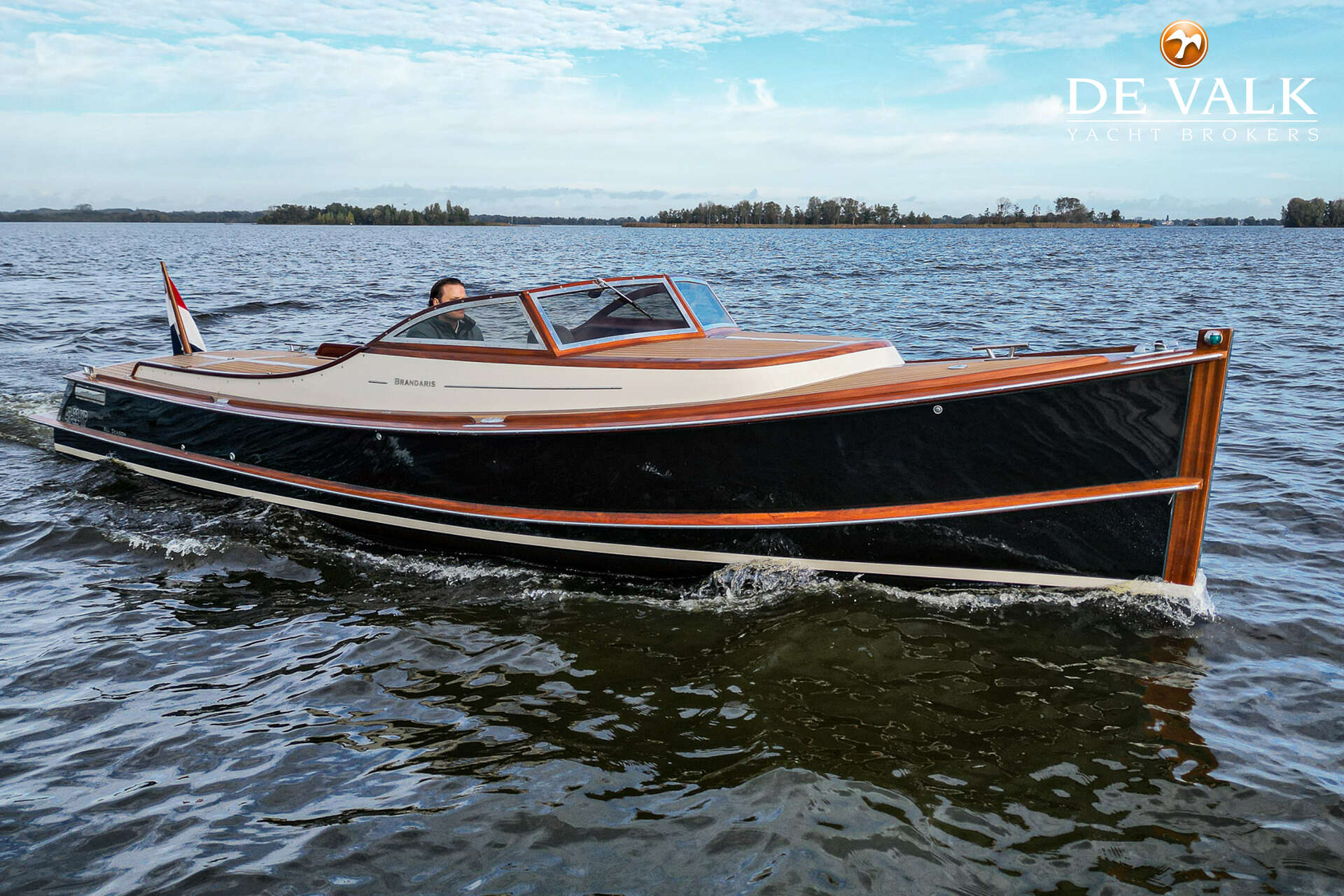 Brandaris Barkas 900 Suite