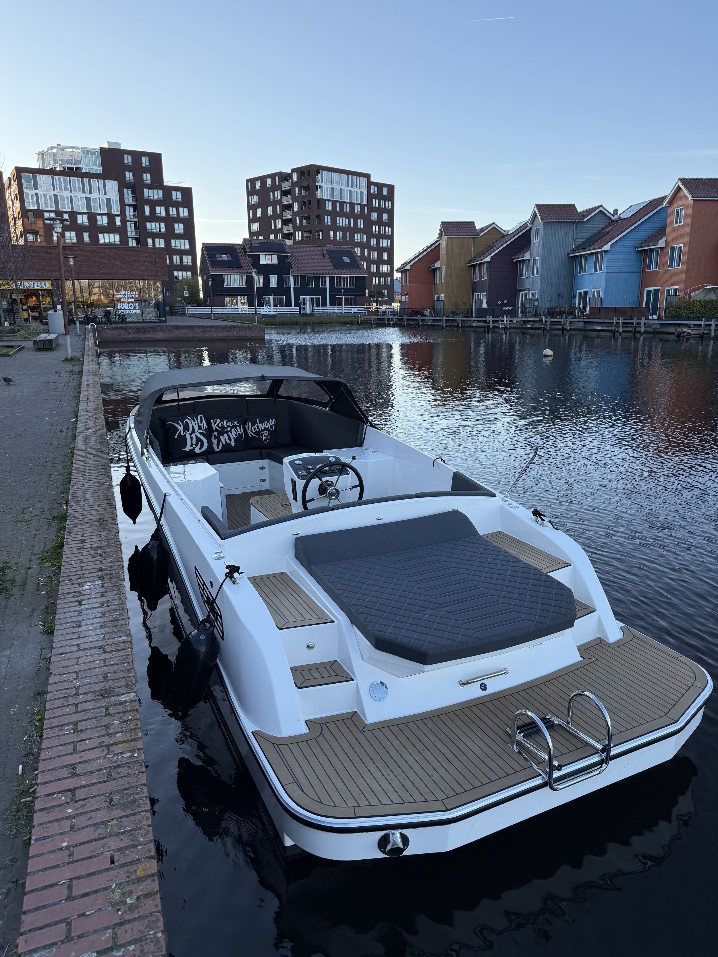 TendR 27 — foto 5 van 21