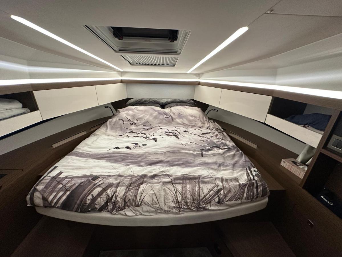 JEANNEAU NC37 met slechts 87 uur! — foto 26 van 42