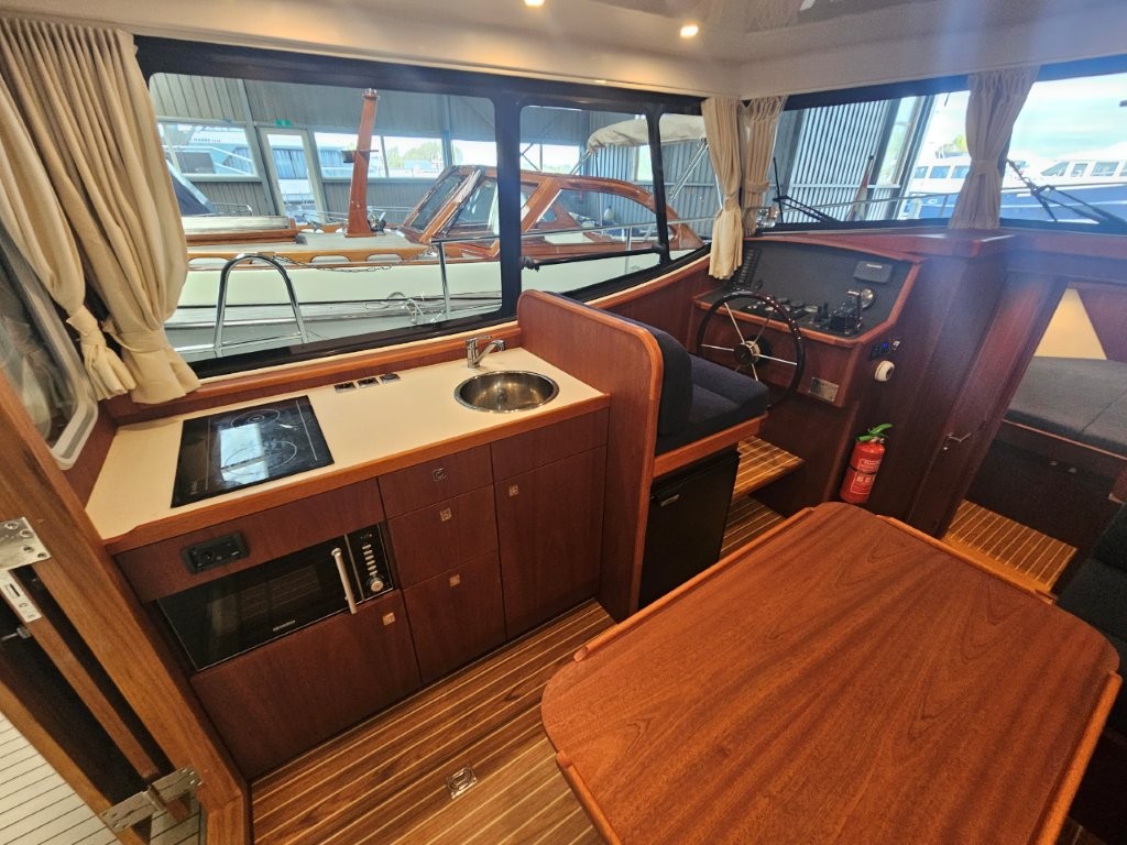 Brandsma Luna 34 — foto 8 van 17