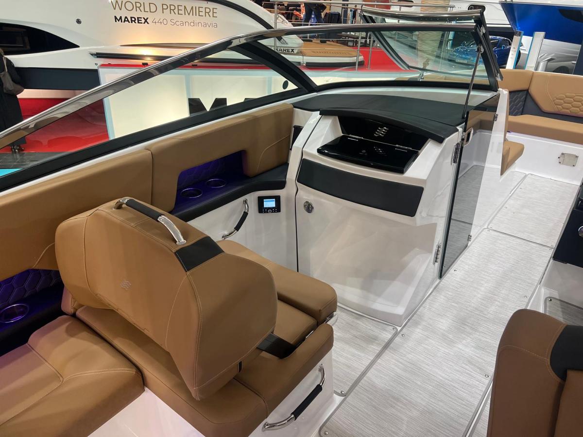 Four Winns H9 Bowrider — foto 15 van 33