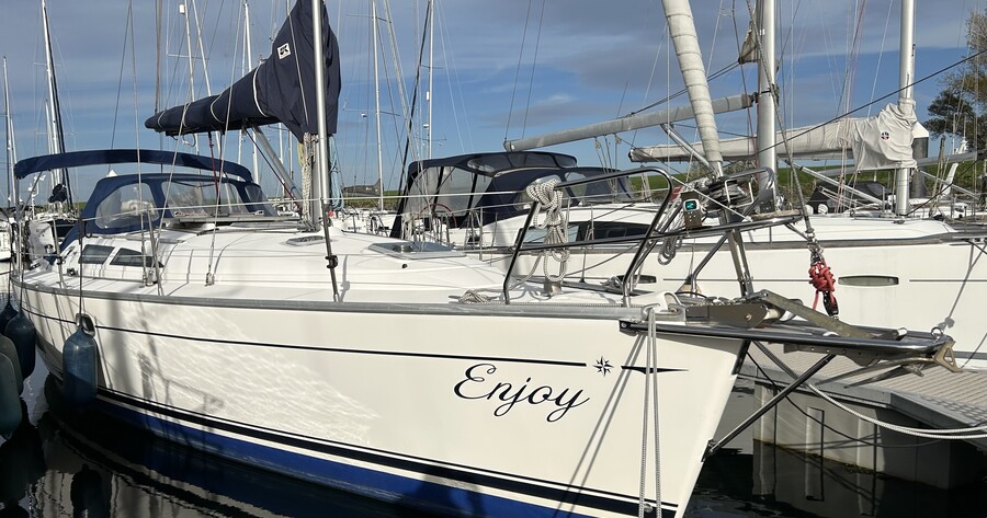 Jeanneau Sun Odyssey 40 — foto 1 van 12