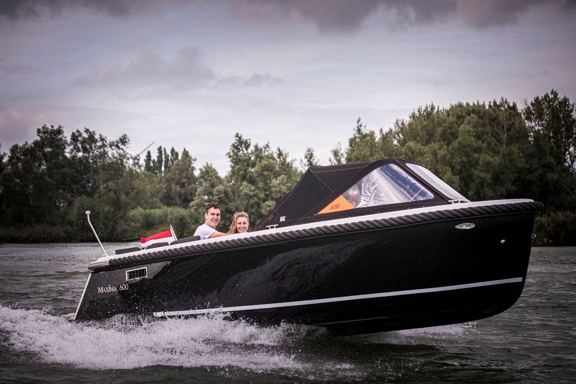 Maxima 600 tender — foto 7 van 19