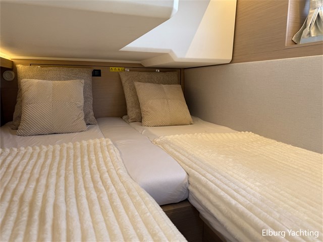 Jeanneau NC37 — foto 46 van 94