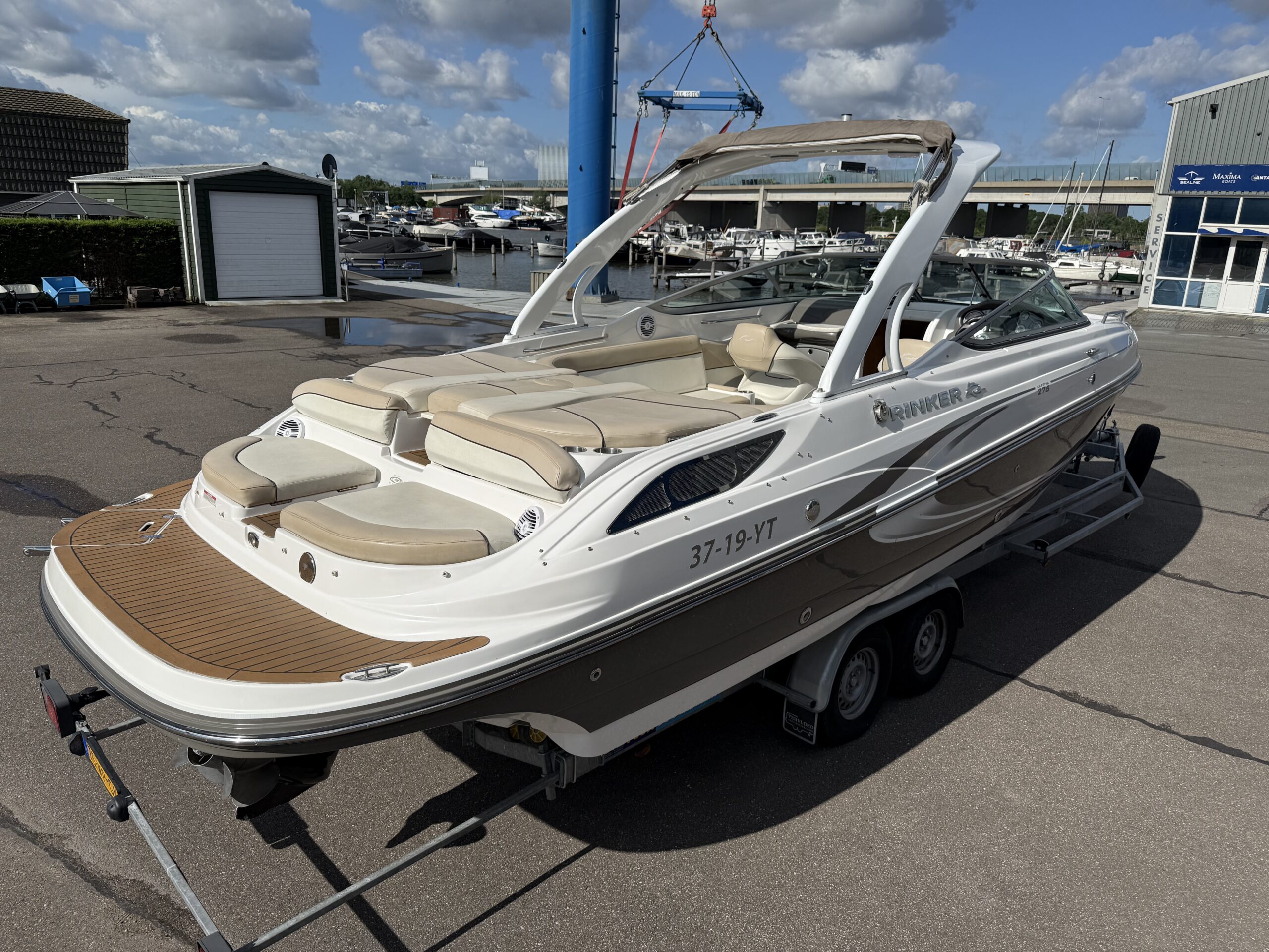 Rinker 276 Captiva Cuddy incl. trailer — foto 5 van 13