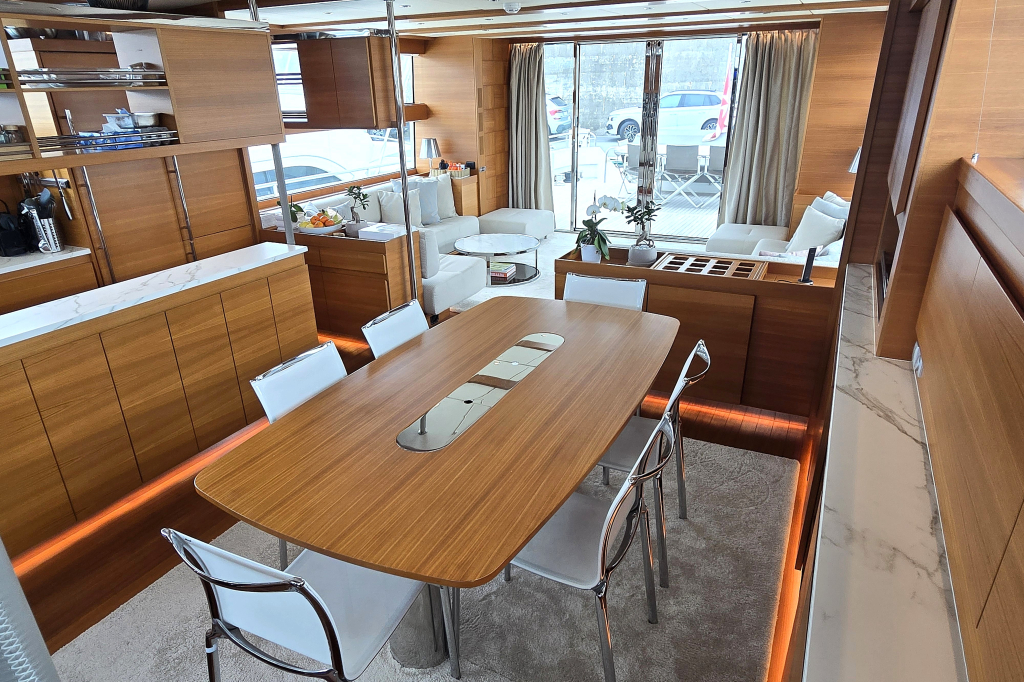 Delta Powerboats 88 Carbon — foto 22 van 75