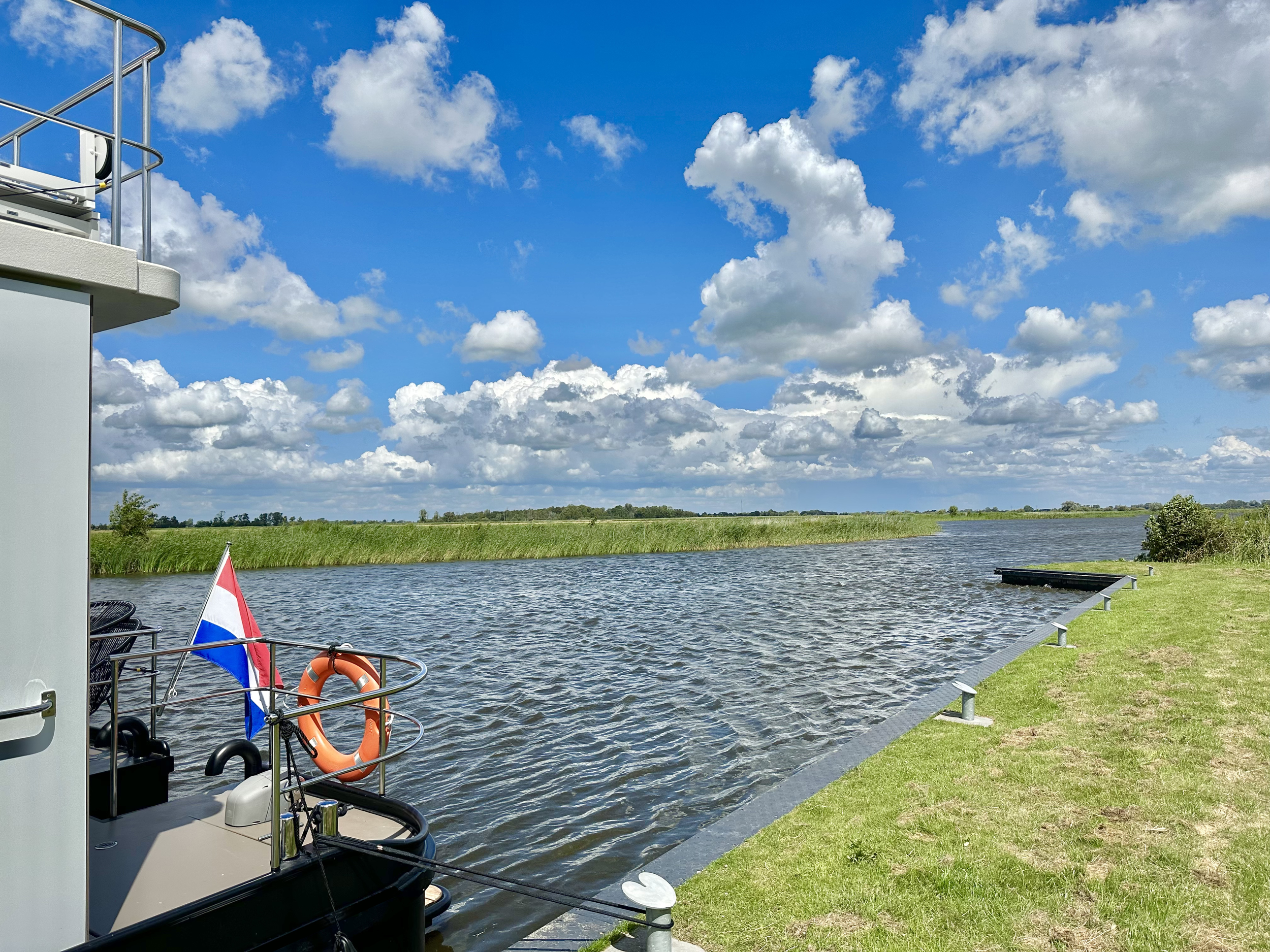 HOMESHIP Lotus Navigator 14 Houseboat — foto 8 van 38