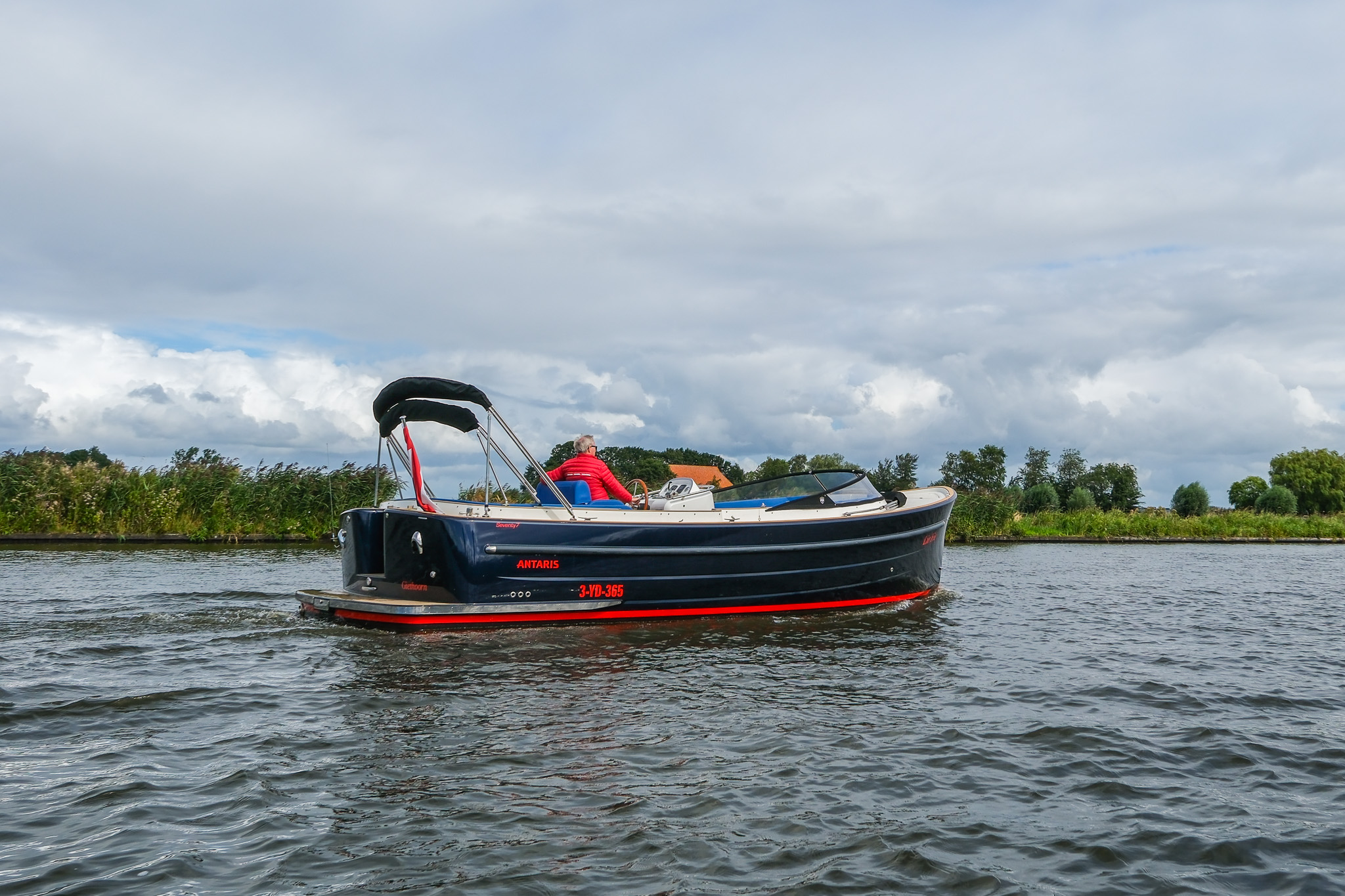 Antaris Seventy7 Sport — foto 1 van 12
