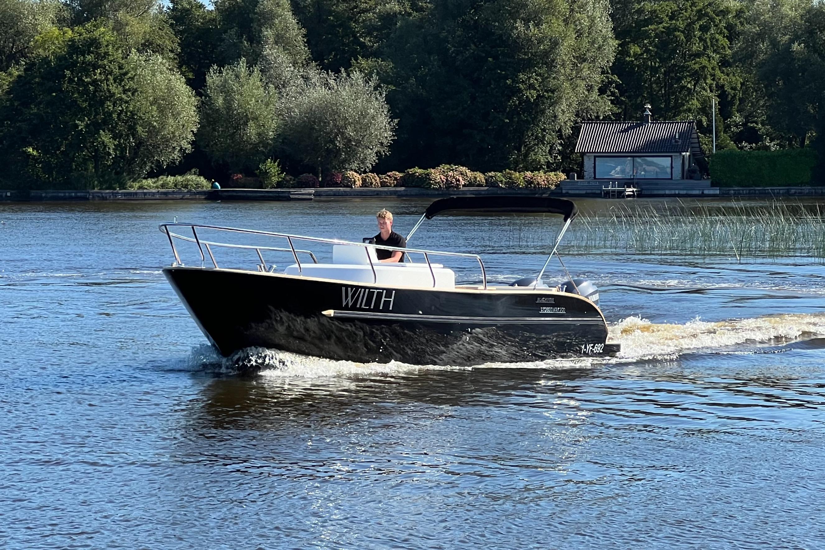 Center Console Blackfish Crossover 900 — foto 6 van 43