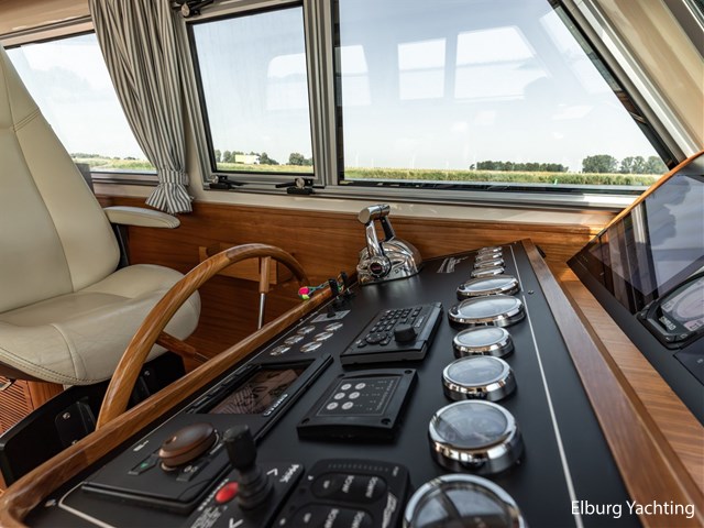 North Line 42 - Wheelhouse — foto 14 van 93